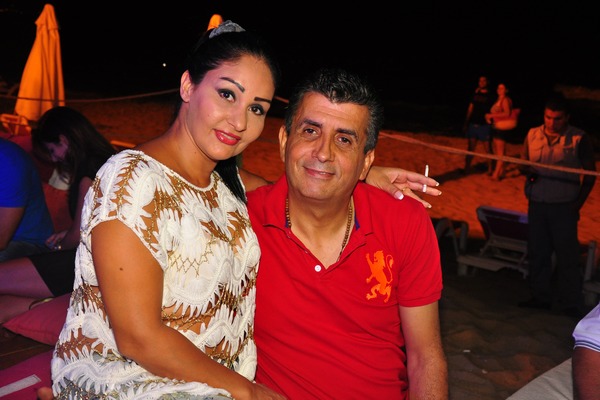 Saturday Night At Edde Sands